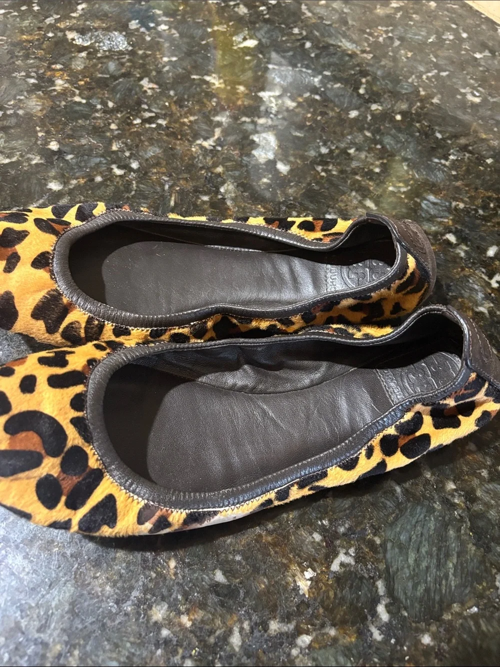 Tory Burch leather leopard ballet flats! 8